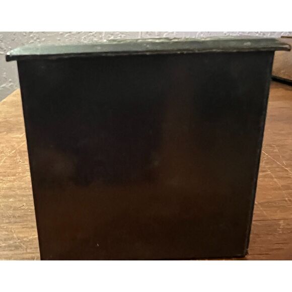 Vintage Antique Grand Piano Pencil Sharpener - Picture 5 of 7